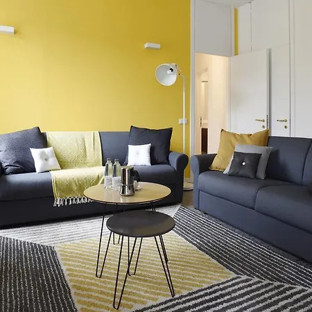 Apartment Brera's Gem 3 *