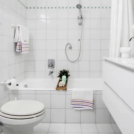 Apartment Brera's Gem 3 *